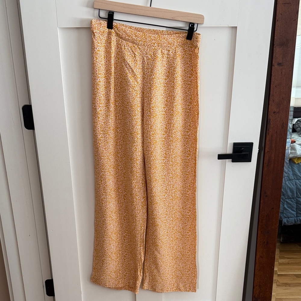 Floral Print Wide-Leg Pants
